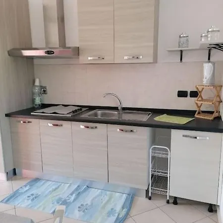 Апартаменты Casa A 300m Dal Mare Con Posto Auto