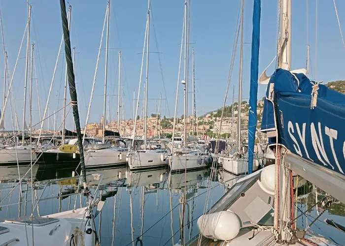 Casa A 300m Dal Mare Con Posto Auto Lägenhet Imperia