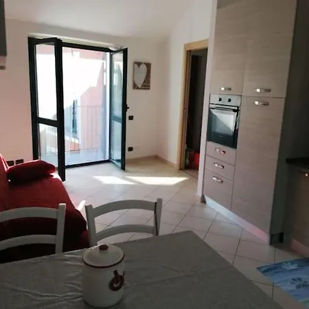 Casa A 300m Dal Mare Con Posto Auto
