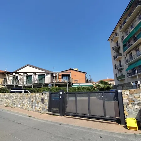 公寓 Casa A 300m Dal Mare Con Posto Auto *